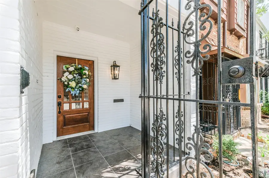8638 Oakford Drive, Houston, TX 77024 - #3