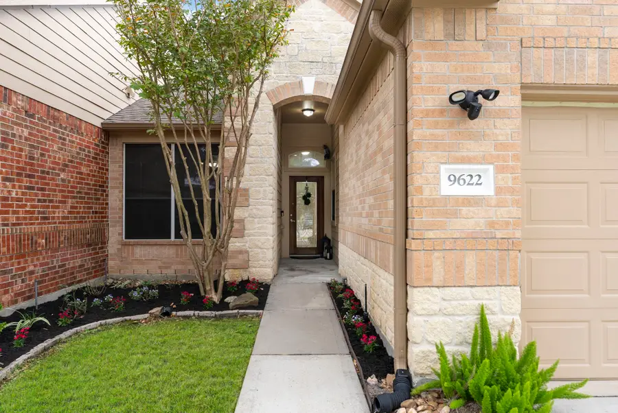 9622 Old Timber Lane, Spring, TX 77379 - Image #3