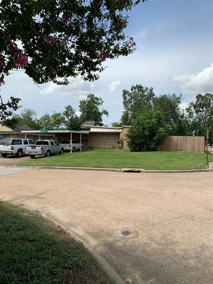 7402 Dearborn Street, Houston, TX 77055 - Image #2