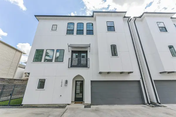 1039 W 24th Street, Houston, TX 77008