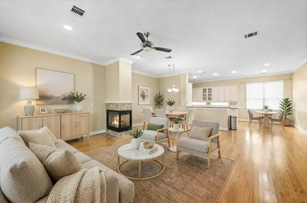 2604 Chenevert Street, Houston, TX 77004