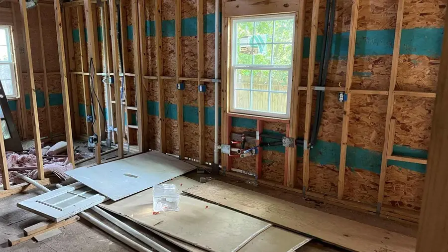 4924 Tronewood Street, Houston, TX 77016 - Image #2