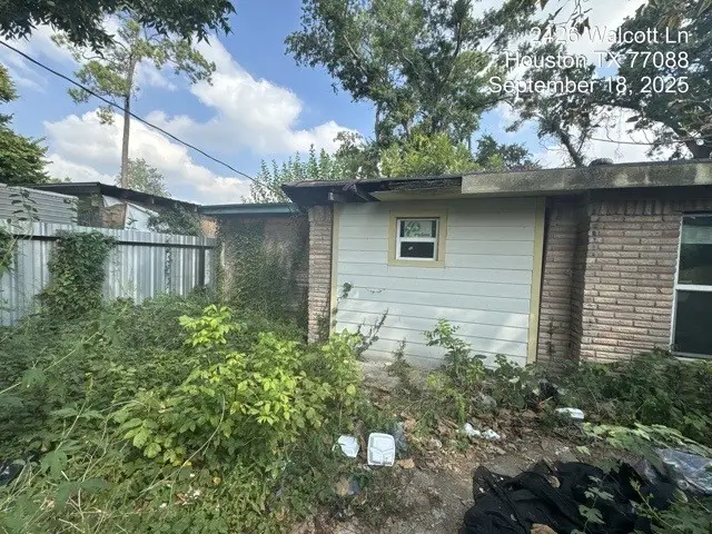 2426 Walcott Lane, Houston, TX 77088 - Image #2