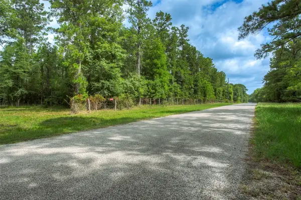 Lot 5 Utley Road, Huntsville, TX 77320