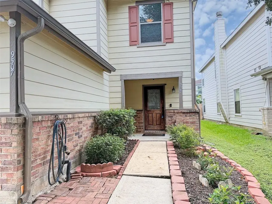 9507 Narnia Springs Court, Houston, TX 77075 - #2