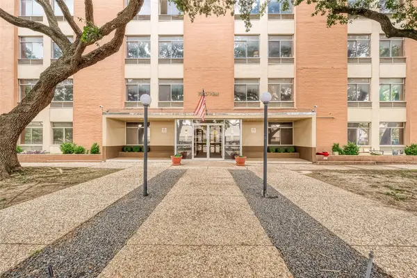 7520 Hornwood Drive #906, Houston, TX 77036
