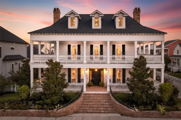 7 Caroline Street, Galveston, TX 77554