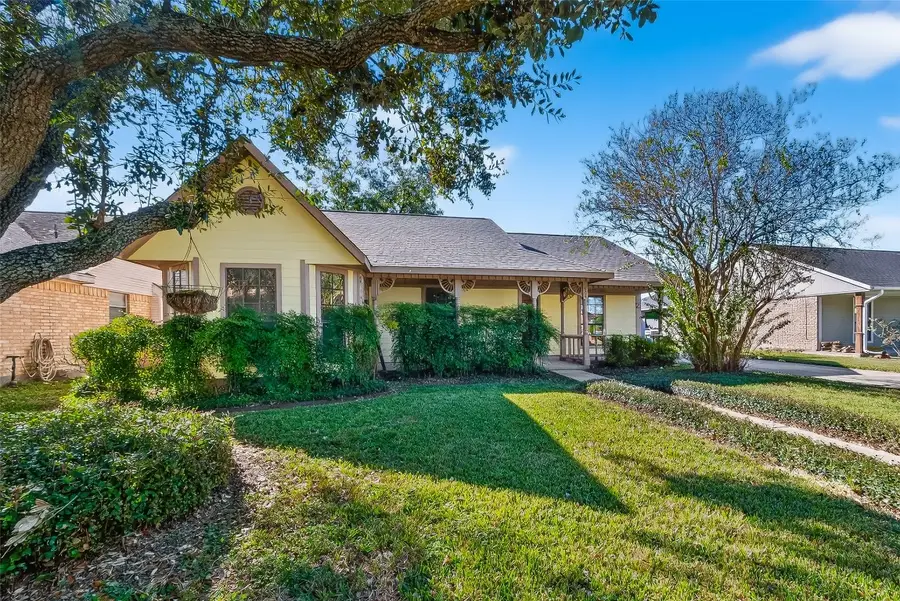 405 Tudor Court, Deer Park, TX 77536 - #2