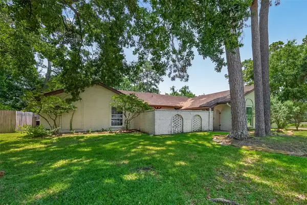 5815 Theall Road, Houston, TX 77066
