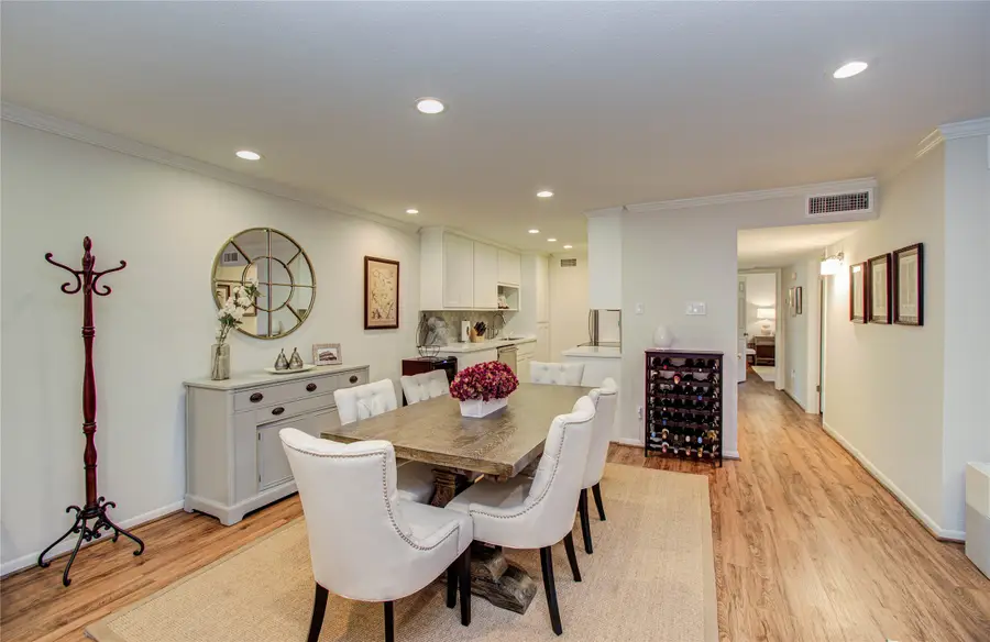 7575 Katy Freeway #113, Houston, TX 77024 - Image #3