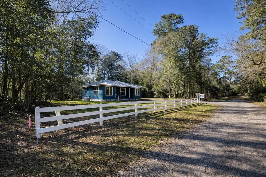 180 Friar Tuck S, Ivanhoe, TX 75979 - #2