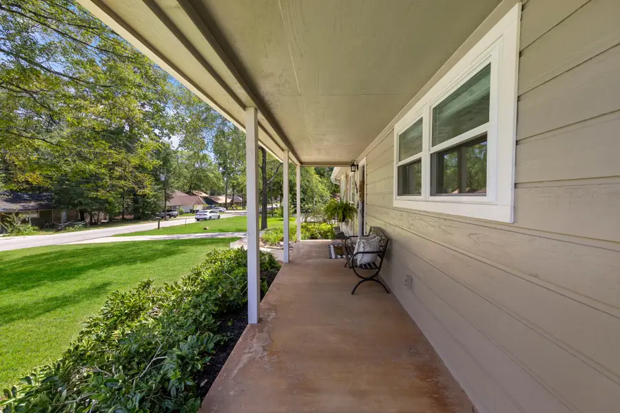 410 Shawnee Drive, Montgomery, TX 77316 - #3