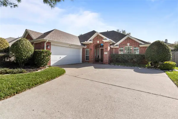 2353 Golden Shores Lane, League City, TX 77573