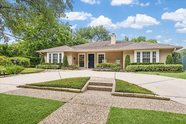 3842 Meadow Lake Lane, Houston, TX 77027