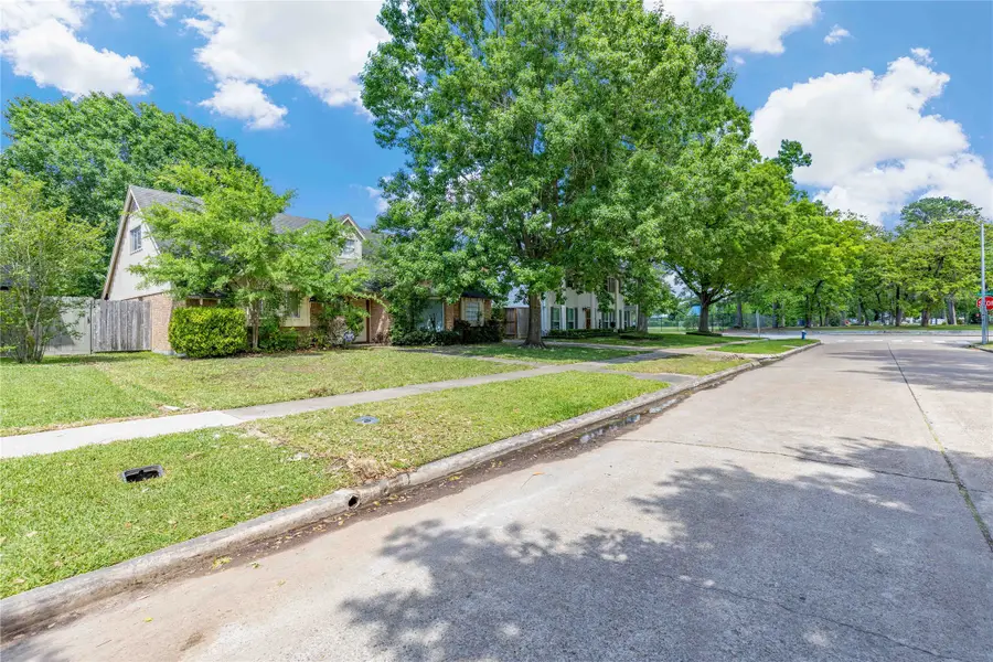 1004 Martin Street, Houston, TX 77018 - #2
