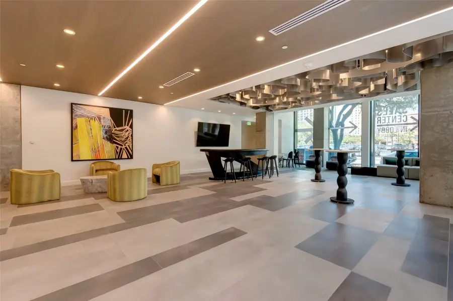 1211 Caroline Street, #907, Houston, TX 77002 - Image #3