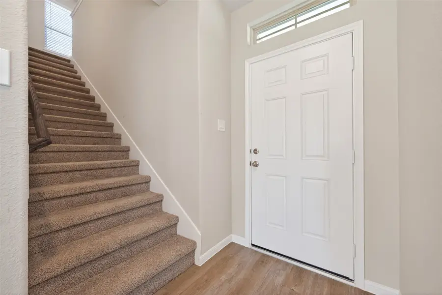 426 Emerald Thicket Lane, Huffman, TX 77336 - Image #2