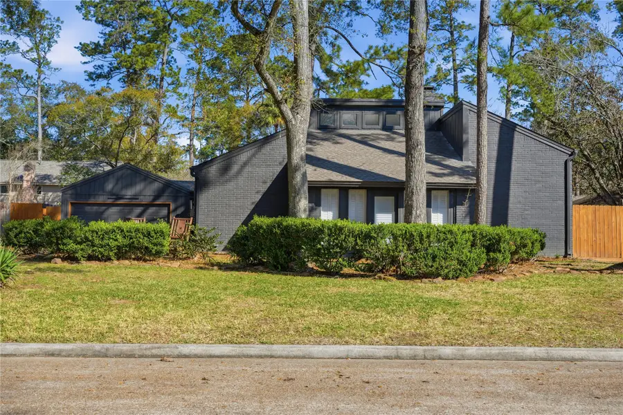 2211 Hickory Creek Drive, Kingwood, TX 77339 - Image #2