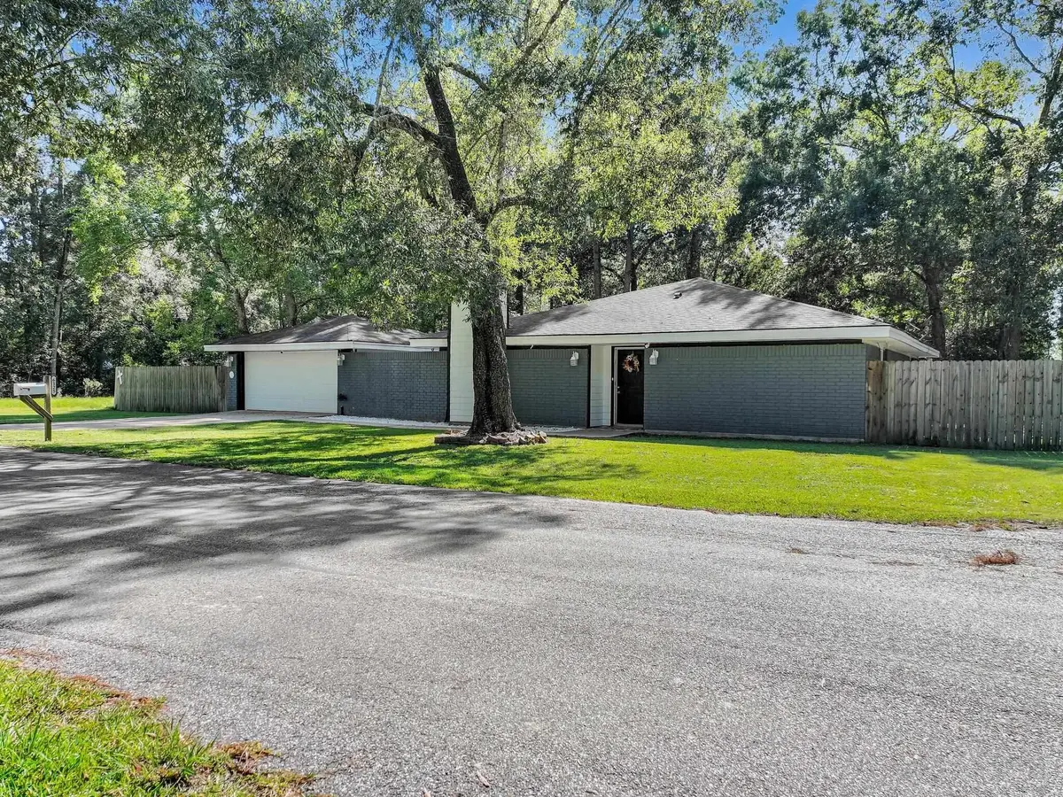 6125 Broadoak Street, Beaumont, TX 77713 - Image #1