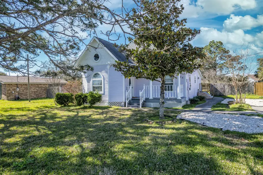 3525 Bridgette Lane, Monterey Belvieu, TX 77523 - Image #3