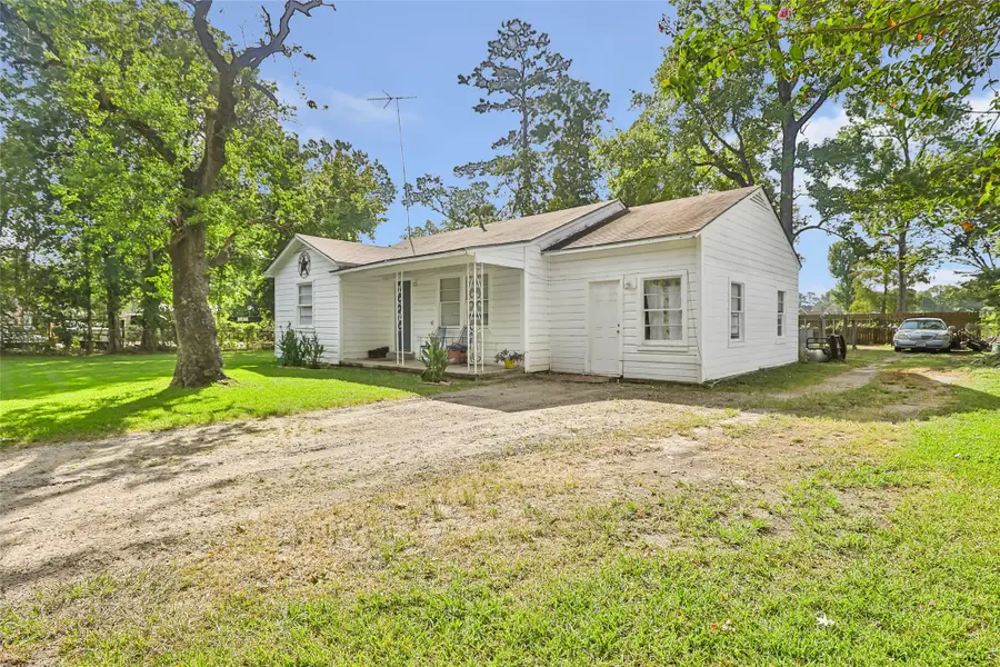 305 Cherry Creek Road, Dayton, TX 77535 - #2
