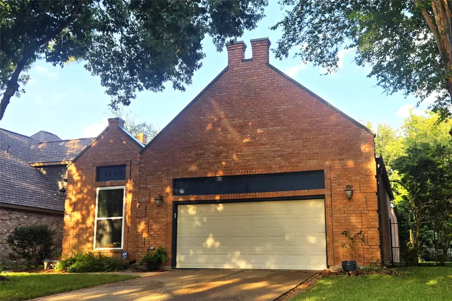 1142 Misty Lake Drive, Sugar Land, TX 77498 - #3