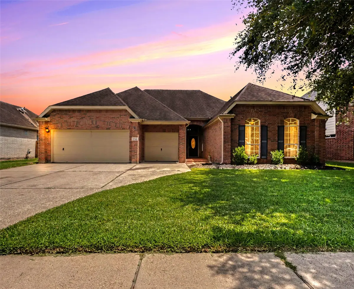 9714 Crystal Boulevard, Baytown, TX 77521 - #1