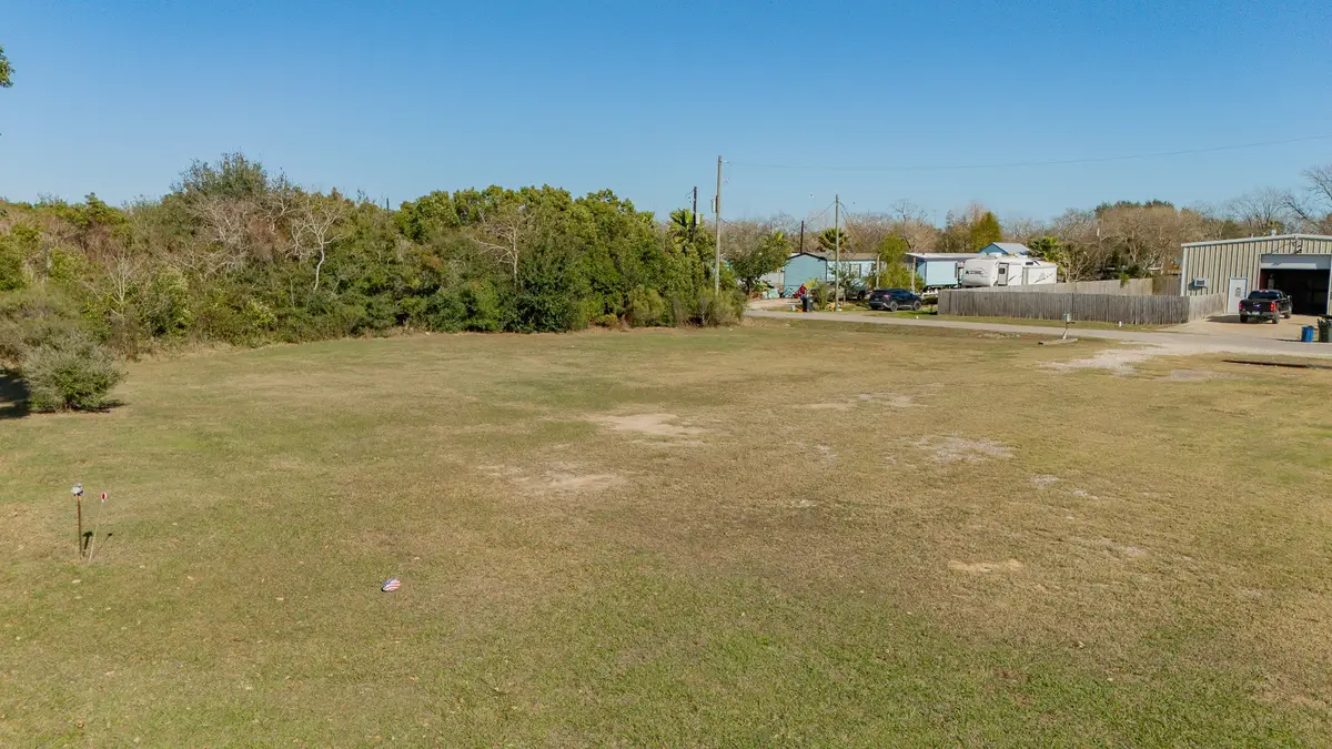 NA 5th Street, San Leon, TX 77539 - #1