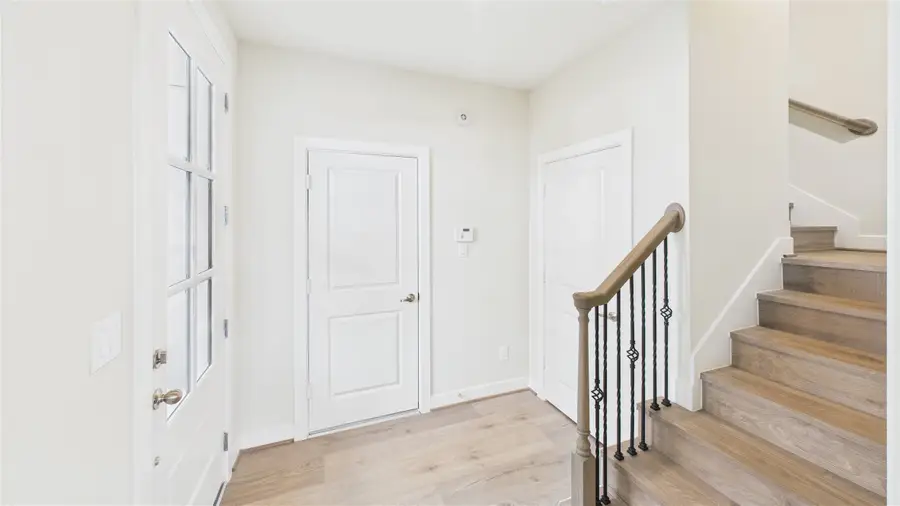 10610 Cascade Ledge Lane, Houston, TX 77025 - Image #3