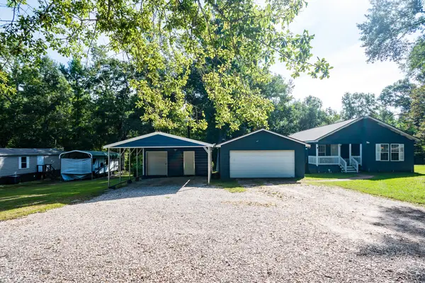 206 County Road 362, Splendora, TX 77372