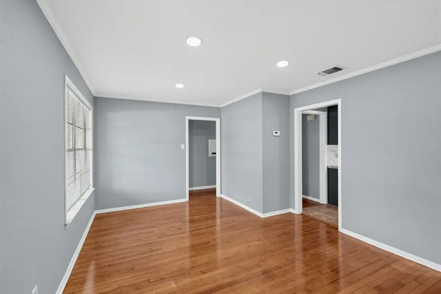 1503 Bexar Avenue, Victoria, TX 77901 - #2