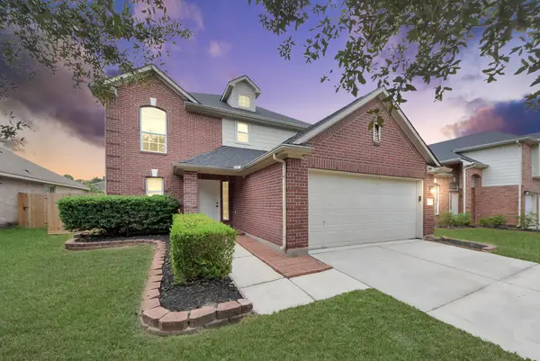 7238 Foxshadows Lane, Humble, TX 77338