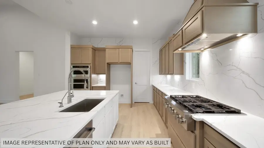 358 Louvenia Court, Pinehurst, TX 77362 - Image #2