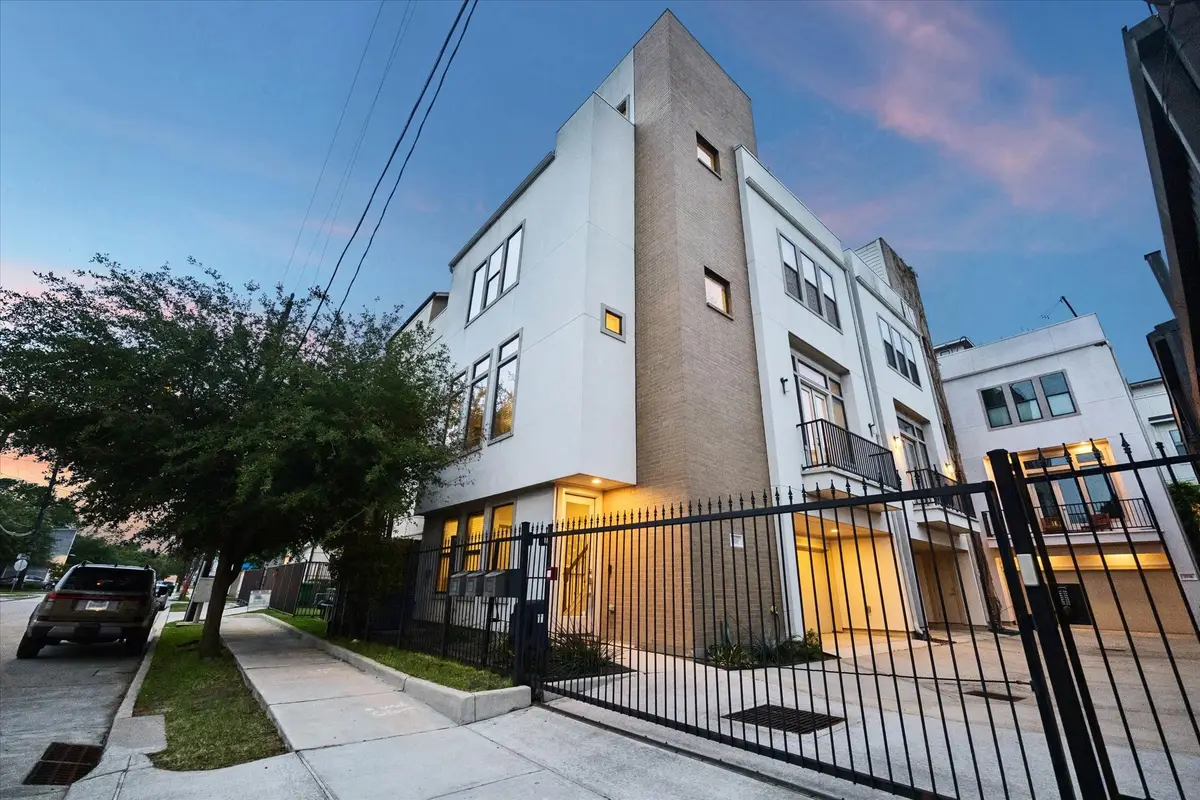 2110 Genesee Street, Houston, TX 77006 - #1