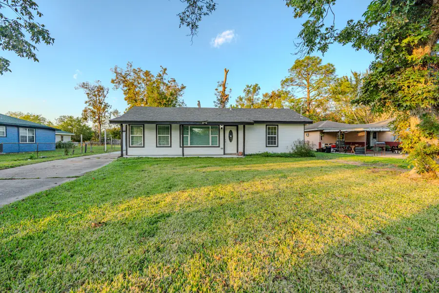 5107 Sycamore Avenue, Pasadena, TX 77503 - #3