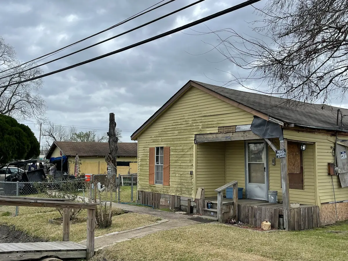 2202 Jones Road, Baytown, TX 77521 - #1