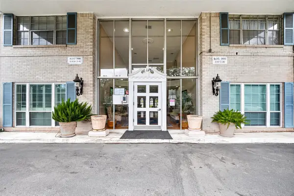 2600 Bellefontaine St Apt D24,, Houston, TX 77025