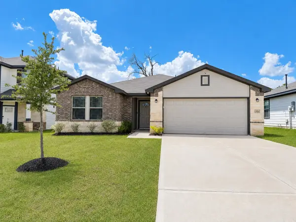 11760 Whirlaway Drive, Willis, TX 77318