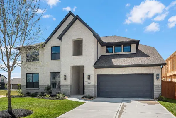 2717 Bolton Landing Drive, Texas City, TX 77568