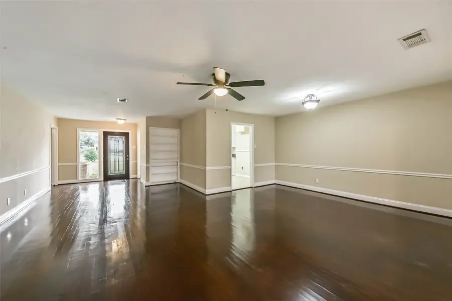 405 N Burnett Drive, Baytown, TX 77520 - Image #3