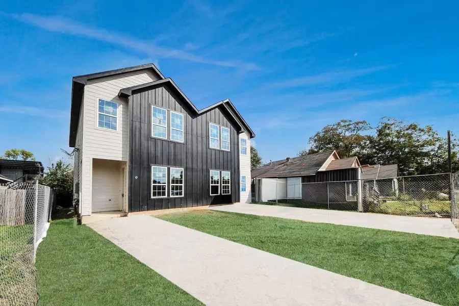 7459 Calhoun Rd Road, Houston, TX 77033 - #2