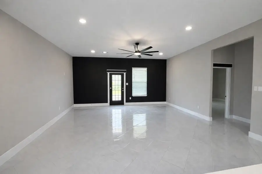 302 Dr Martin Luther King Jr Drive, La Porte, TX 77571 - Image #3