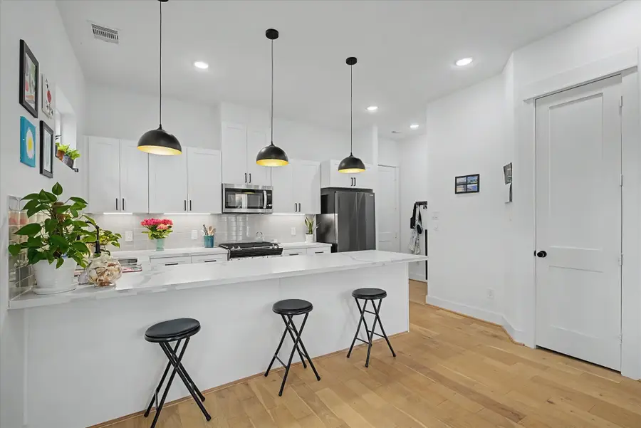 2511 Stuart Street, Houston, TX 77004 - #3