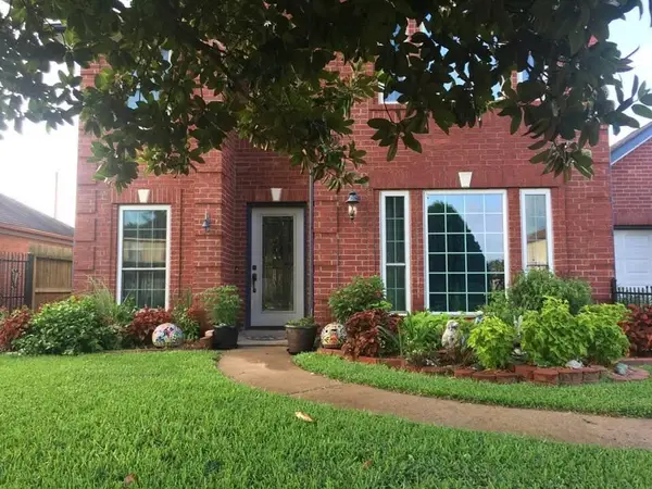 8417 Folkstone Lane, Houston, TX 77075