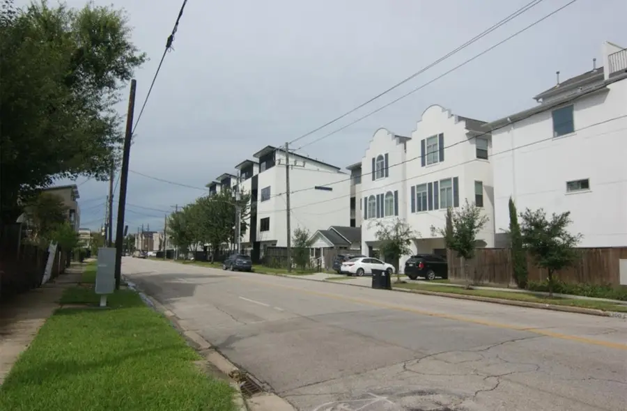 1311 Crockett Street, Houston, TX 77007 - #3
