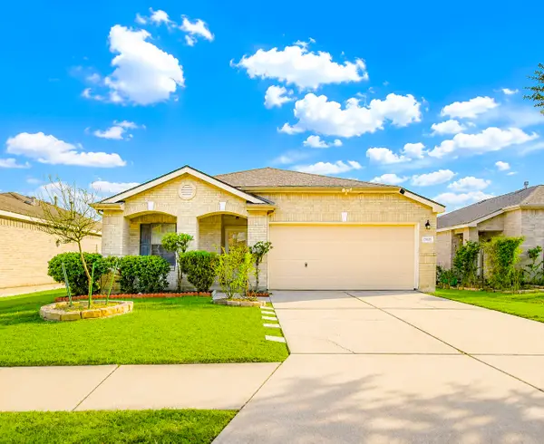 15639 Western Skies Drive, Houston, TX 77086