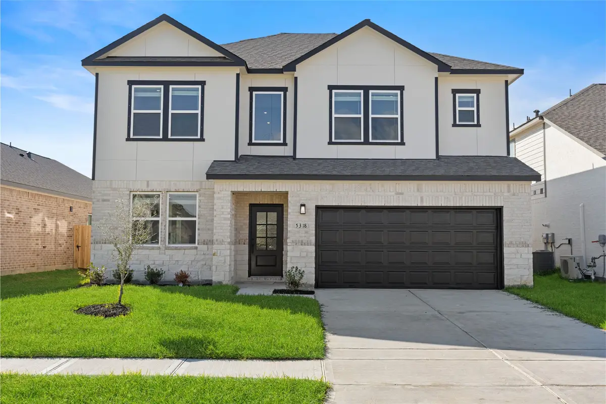 8326 Amethyst Valley Ln, Angleton, TX 77515 - Image #1