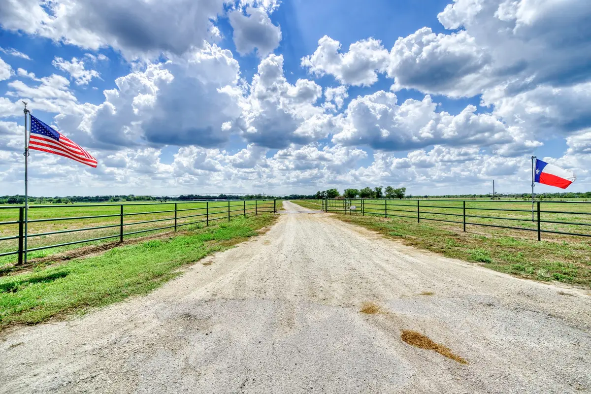 12068 Dunns Fort Road, Hearne, TX 77859 - #1