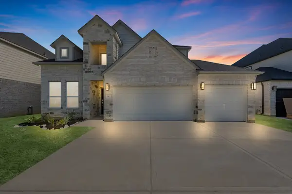 64 Shining Point Drive, Waller, TX 77484