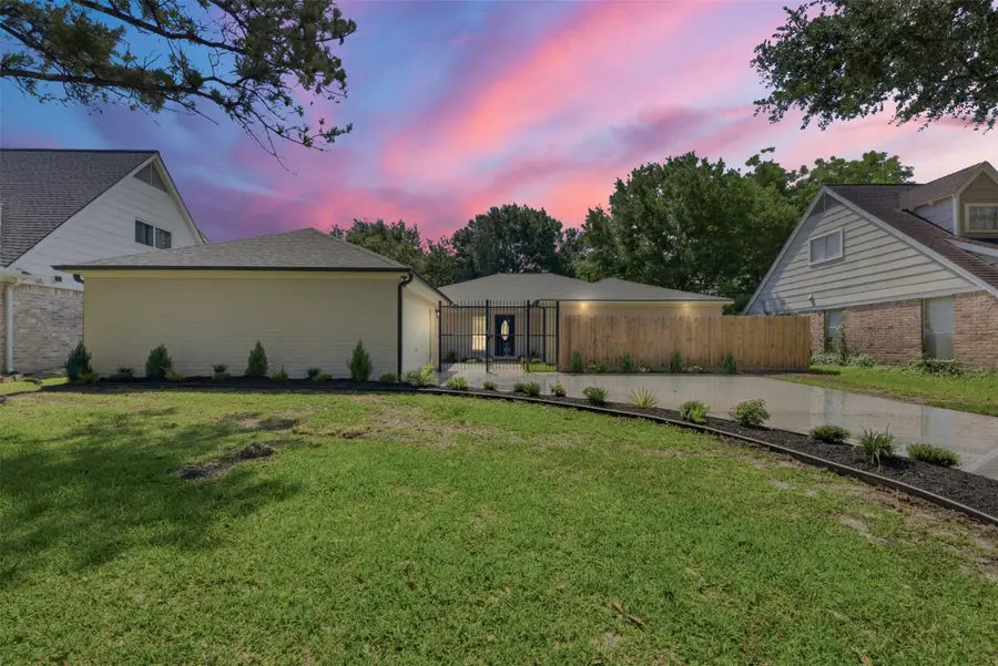 2207 Crystal Hills Drive, Houston, TX 77077 - #2
